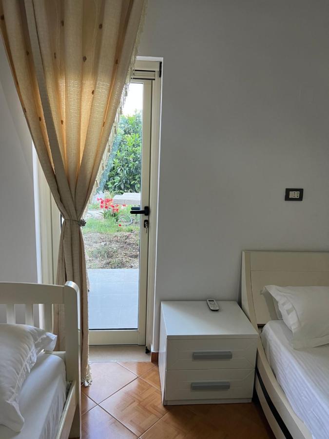 Rooms For Rent Habipi فلورا المظهر الخارجي الصورة